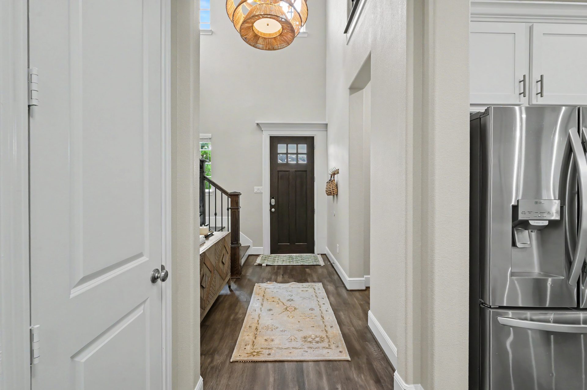 Wide foyer with designer lighting