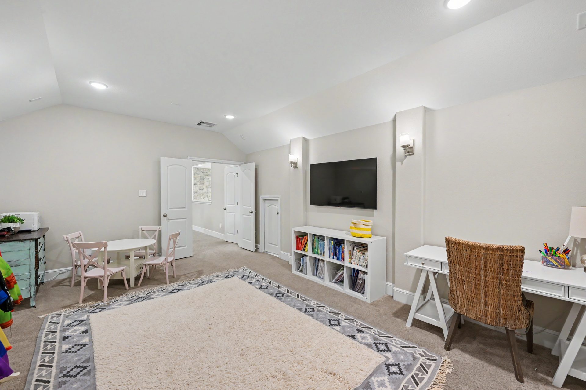 Media and study nook